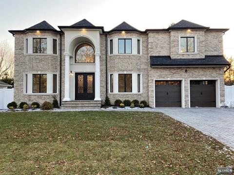 138 Birchwood Rd, Paramus, NJ 07652 photo 1