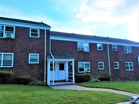 461 Heath Pl #21, Hackensack, NJ 07601 photo 1
