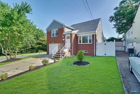 370 Standish Ave, Hackensack, NJ 07601 photo 1