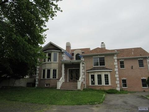 487 Ratzer Rd, Wayne, NJ 07470 photo 1