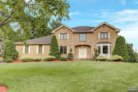 60 Hollybrook Rd, Paramus, NJ 07652 photo 1