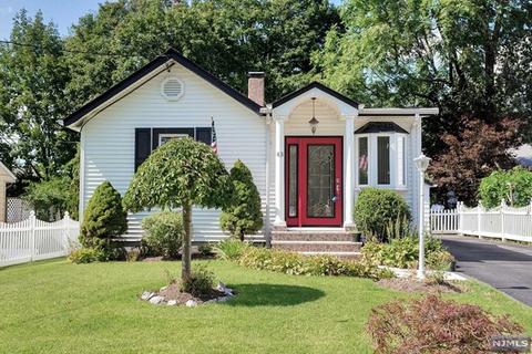 43 Mackay Ave, Paramus, NJ 07652 photo 1