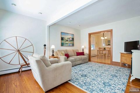 266 Fairmount Ave, Hackensack, NJ 07601 photo 1