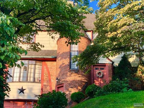 327 Clinton Pl, Hackensack, NJ 07601 photo 1