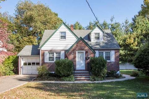 370 Knickerbocker Rd, Cresskill, NJ 07626 photo 1
