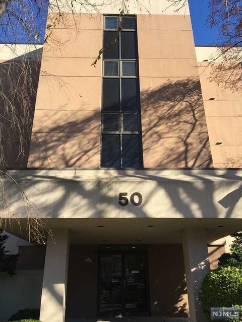 50 Euclid Ave #4A, Hackensack, NJ 07601 photo 1