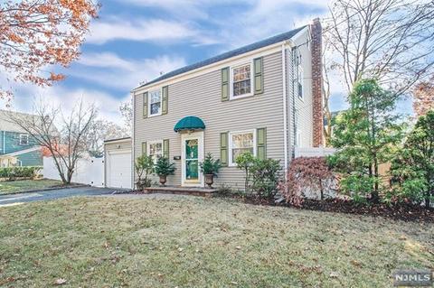 398 Spring Valley Rd, Paramus, NJ 07652 photo 1