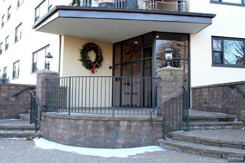 25 Grand Avenue #1 D, Hackensack, NJ 07601 photo 1
