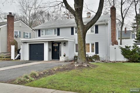 107 E Prospect St, Waldwick, NJ 07463 photo 1