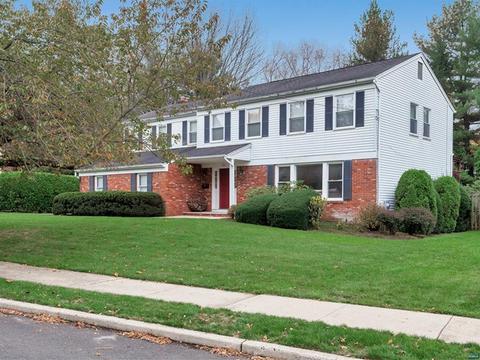 70 Cedar Ln, Closter, NJ 07624 photo 1
