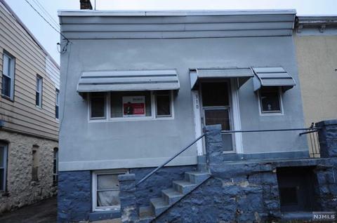 310 9th St, Fairview, NJ 07022 photo 1
