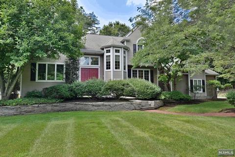 301 W Saddle River Rd, Upper Saddle River, NJ 07458 photo 1
