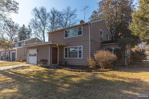 50 Stuart St, Waldwick, NJ 07463 photo 1