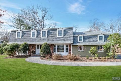 11 Roxbury Downs, Upper Saddle River, NJ 07458 photo 1