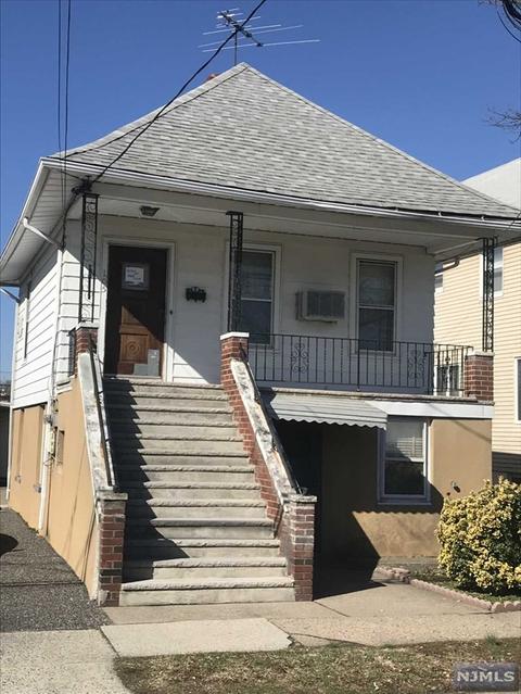 105 Hobart St, Hackensack, NJ 07601 photo 1