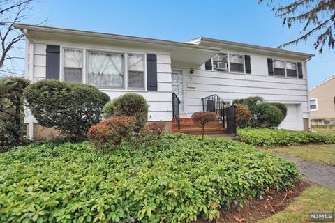 733 Arbor Rd, Paramus, NJ 07652 photo 1