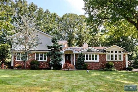 11 Echo Ridge Rd, Upper Saddle River, NJ 07458 photo 1