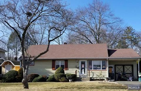451 Oregon St, Paramus, NJ 07652 photo 1