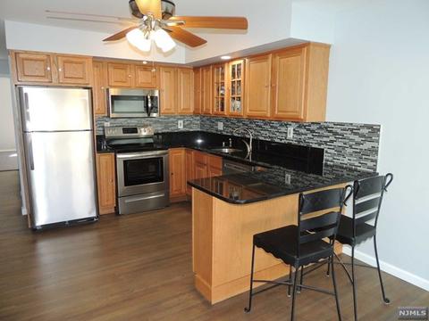 41 Fairmount Ave #5B, Hackensack, NJ 07601 photo 1