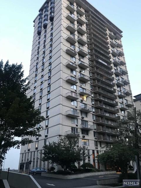 160 Overlook Ave #17E1, Hackensack, NJ 07601 photo 1