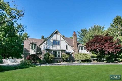 7 Corn Mill Ct, Upper Saddle River, NJ 07458 photo 1
