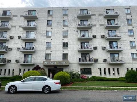 281 Park St #3L, Hackensack, NJ 07601 photo 1