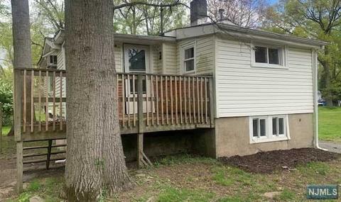 62 River Rd, Wayne, NJ 07470 photo 1
