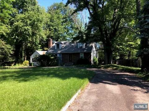275 E Midland Ave, Paramus, NJ 07652 photo 1