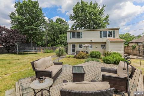 254 W Spring Valley Ave, Paramus, NJ 07652 photo 1