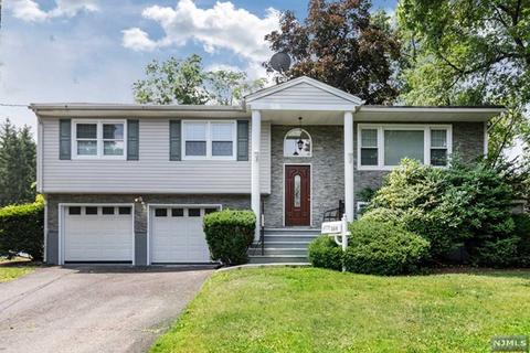260 West Dr, Paramus, NJ 07652 photo 1