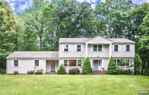 450 Mildred Pl, Oradell, NJ 07649 photo 1