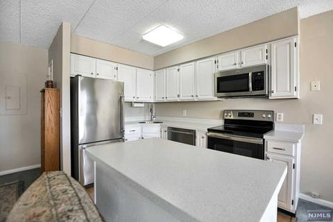 290 Anderson Street #5 I, Hackensack, NJ 07601 photo 1