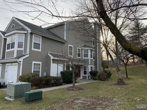 1489 Cornwall Rd, Mahwah, NJ 07430 photo 1