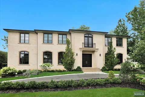 9 Roslyn Ave Englewood Cliffs Nj 07632 1 Photos Mls 20033373 Movoto