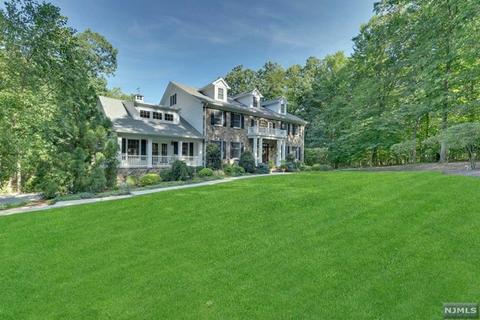 4 Eugene Dr, Upper Saddle River, NJ 07458 photo 1
