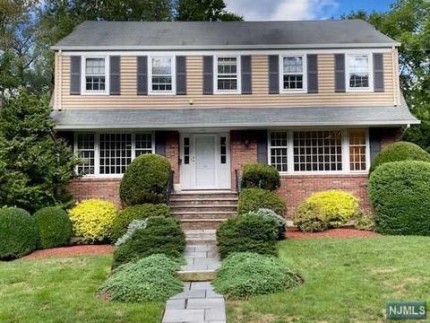 48 Central Ave, Demarest, NJ 07627 photo 1