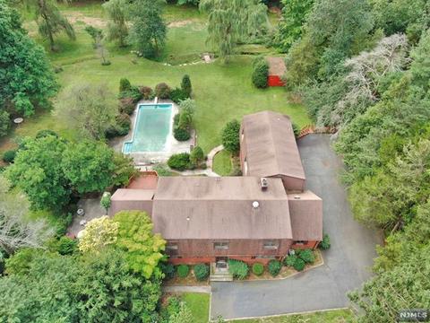 118 E Allendale Rd, Saddle River, NJ 07458 photo 1