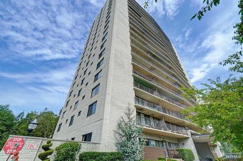 277 Prospect Ave #4E, Hackensack, NJ 07601 photo 1