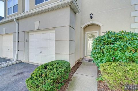8705 Brittany Dr, Wayne, NJ 07470 photo 1
