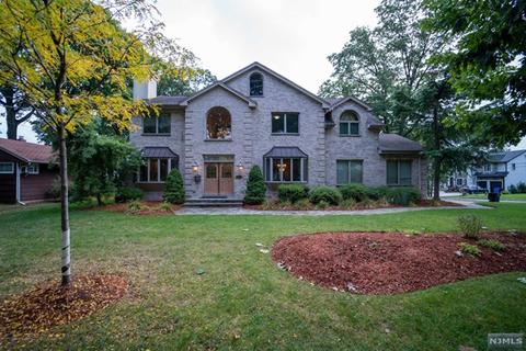 358 Harrison St, Paramus, NJ 07652 photo 1