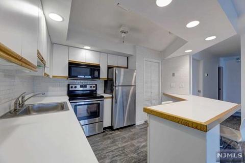 31 Fairmount Ave #2-A, Hackensack, NJ 07601 photo 1