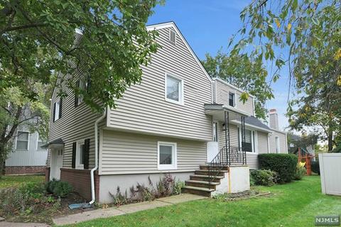 768 Dearborn St, Teaneck, NJ 07666 photo 1