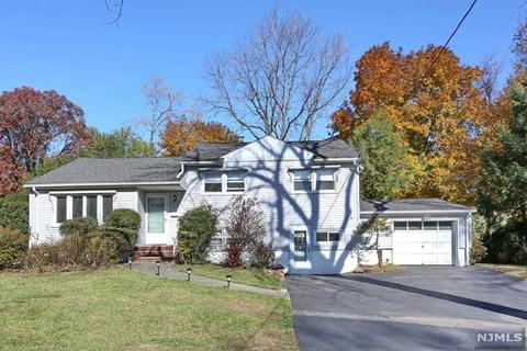 99 Morningside Rd, Paramus, NJ 07652 photo 1