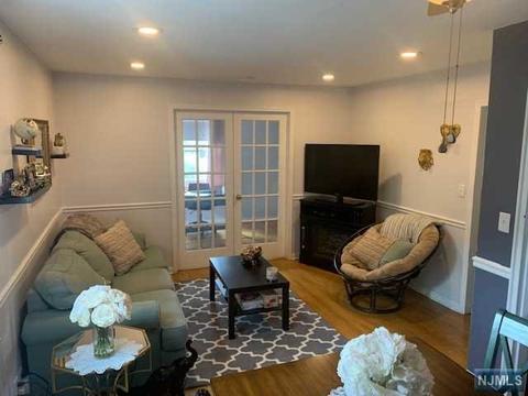 484 Crestwood Ave #30, Hackensack, NJ 07601 photo 1