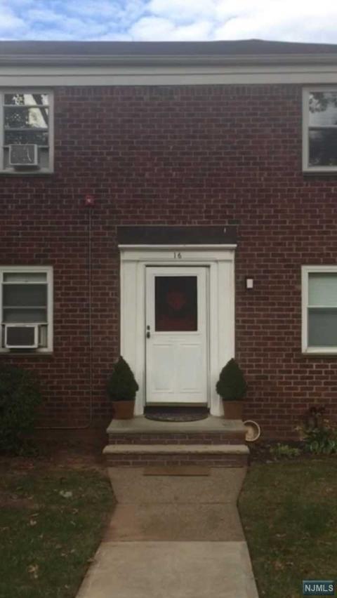 474 Maple Hill Dr #16, Hackensack, NJ 07601 photo 1