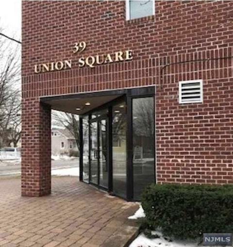 39 Union St #204, Hackensack, NJ 07601 photo 1