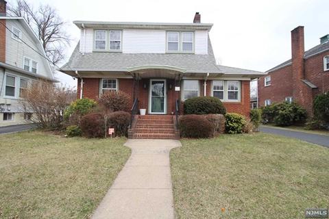 82 Catalpa Ave, Hackensack, NJ 07601 photo 1