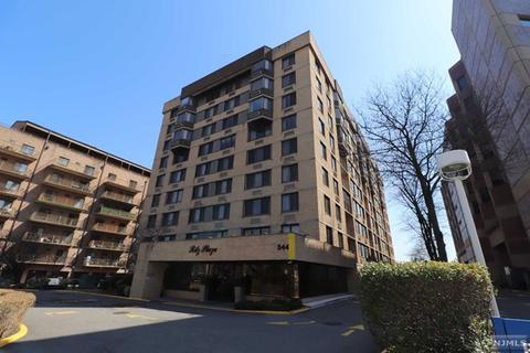 344 Prospect Ave #8G, Hackensack, NJ 07601 photo 1