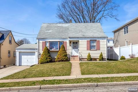 145 Hopper St, Hackensack, NJ 07601 photo 1
