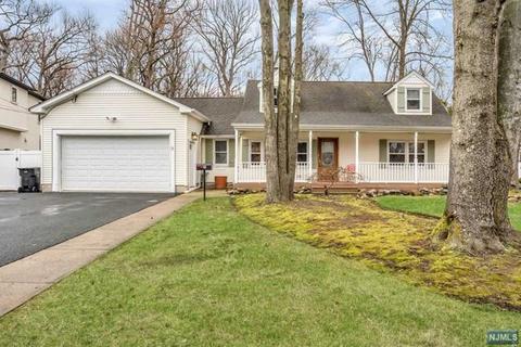 91 Knollwood Dr, Paramus, NJ 07652 photo 1